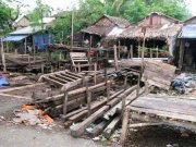 Volunteer groups lead Myanmar aid efforts