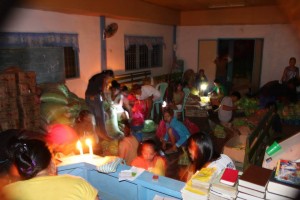 (Disaster relief in Philippines: Photo courtesy AMG International)