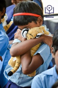 WCOI_child with wildlife storyteller 