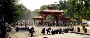 Government forces square off against Nepali protesters.  (Twitter)