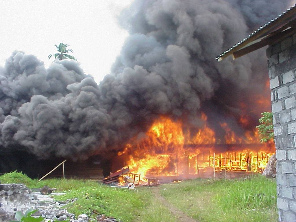 Filipino Christians press on despite persecution