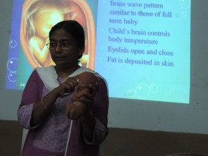 Dr. Jameela George teaches at the seminar hosted by Disha. (Photo courtesy Centre for BioEthics via Facebook)