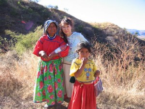 Photo of Wixarika (Huichol) woman and child on road near Tuxpan de Bolaños (Photo credit: Arturo Ramos via Wikipedia) 