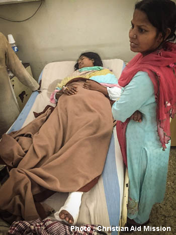 Indigenous ministries reach out to Lahore survivors