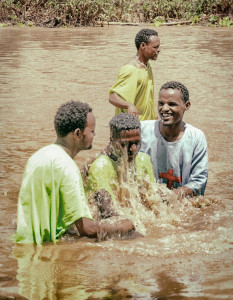 Front-line workers in Ethiopia baptize former Muslims. (Photo, caption courtesy of Voice of the Martyrs, USA via Facebook)