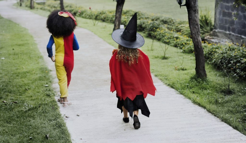 halloween-trick-or-treat