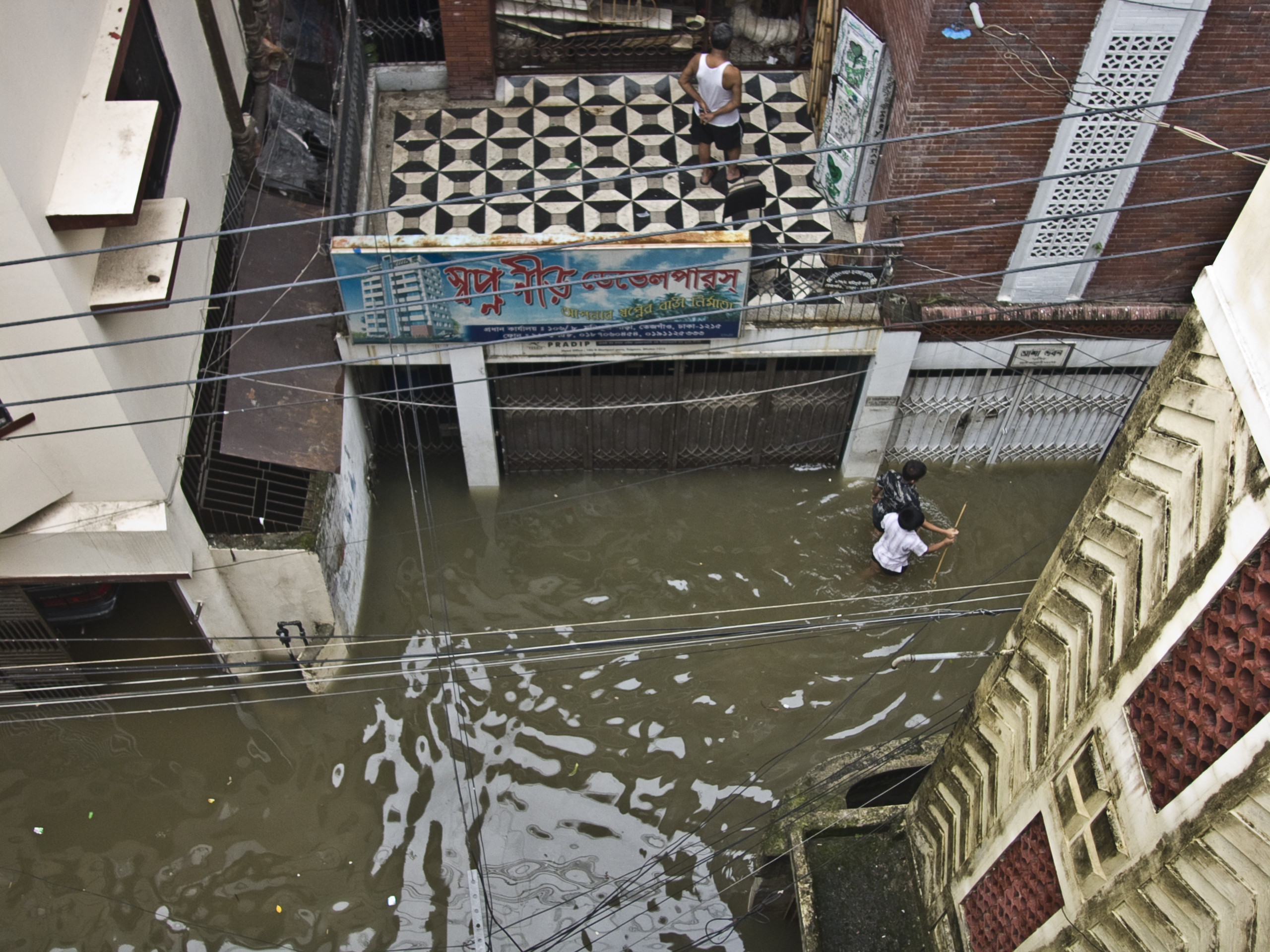 Nepali believers distribute aid to survivors as floodwaters recede