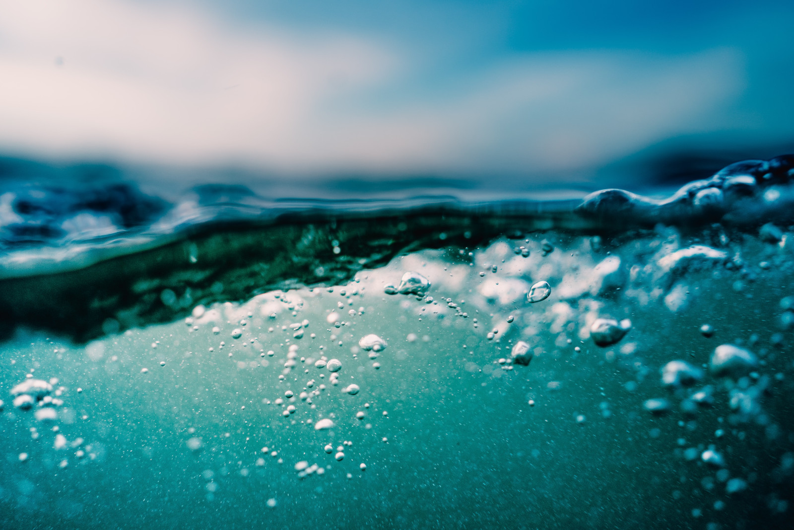 Deaf believers baptized despite persecution