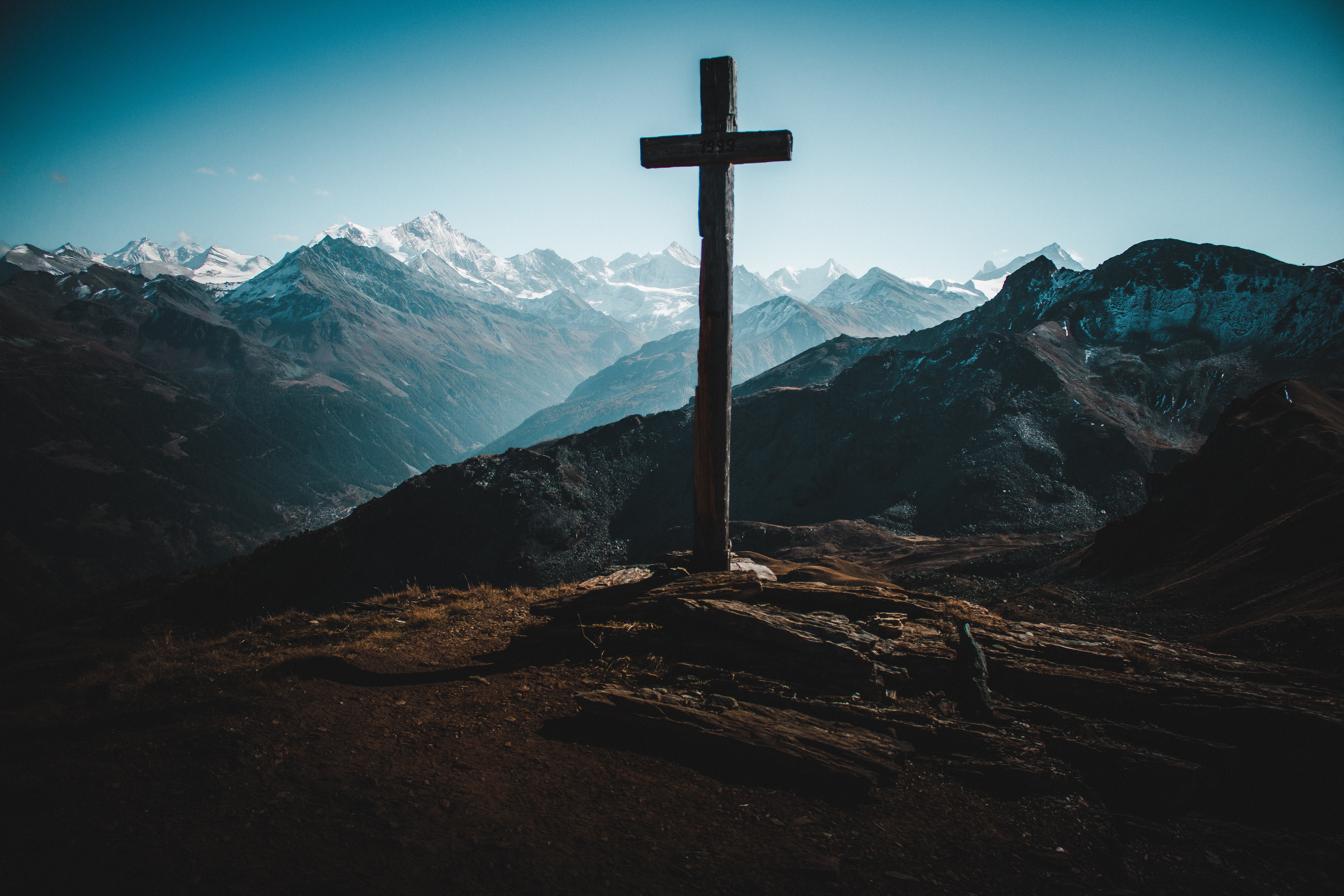 cross, unsplash