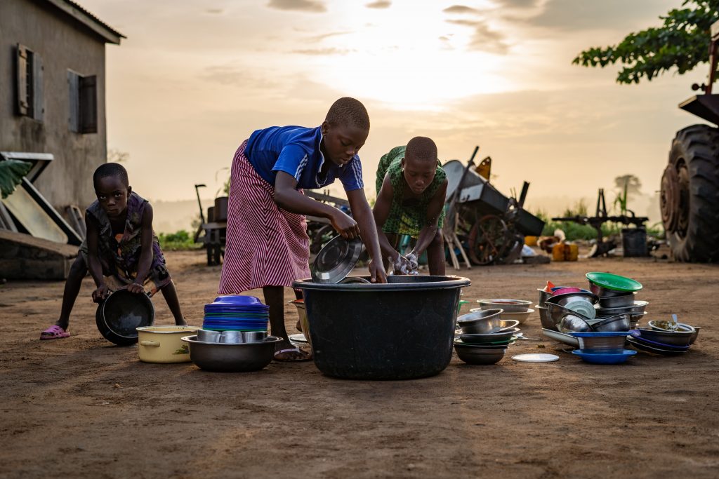 children washing dishes, kids, africa