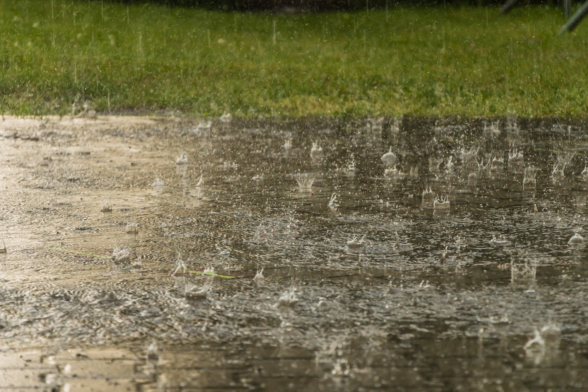 Heavy rains flood northern Haiti