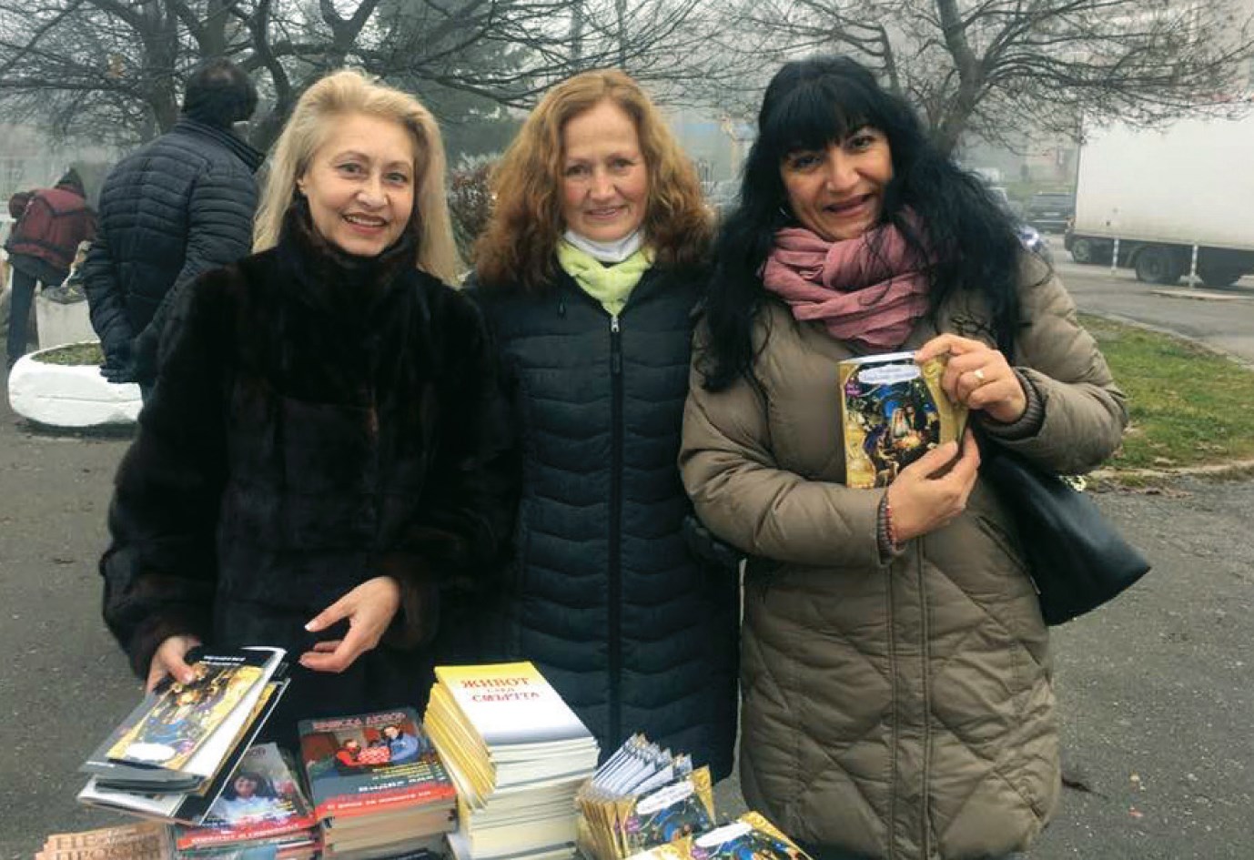 Christians Across Europe Urgently Ask for Scripture Booklets for Ukraine Refugees. World Missionary Press Answers the Call