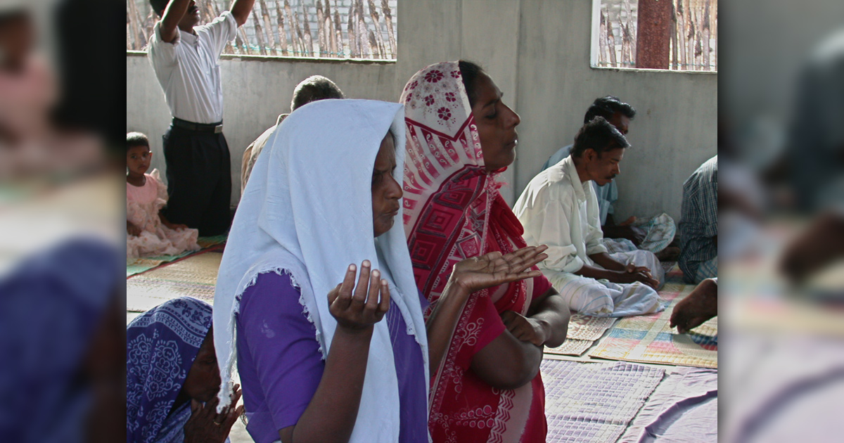Medical aid gives hope to Sri Lankan survivors
