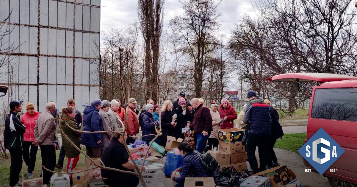 Ukraine asks civilians in East to evacuate