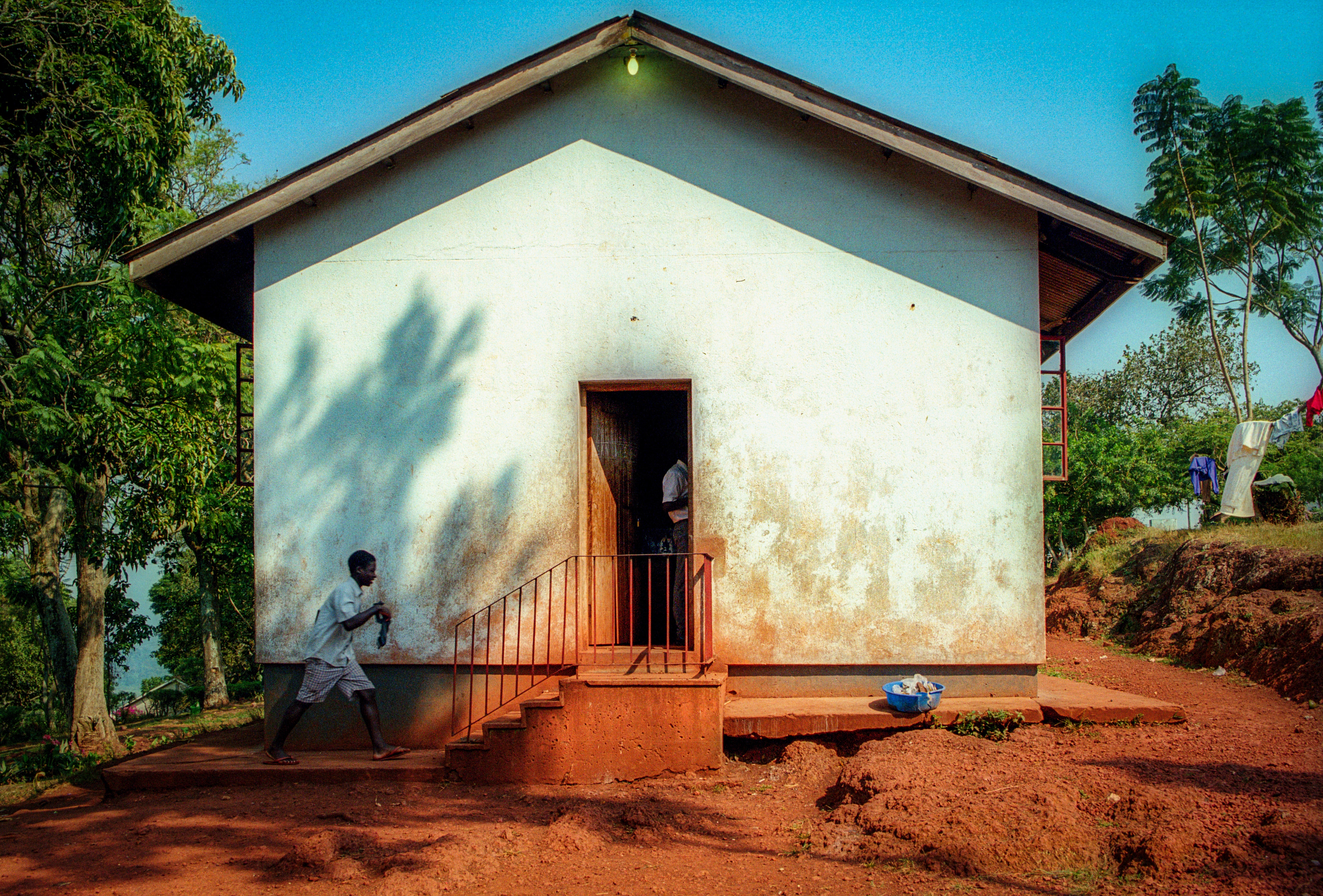 Menstrual health workshop helps Ugandan girls stay in school