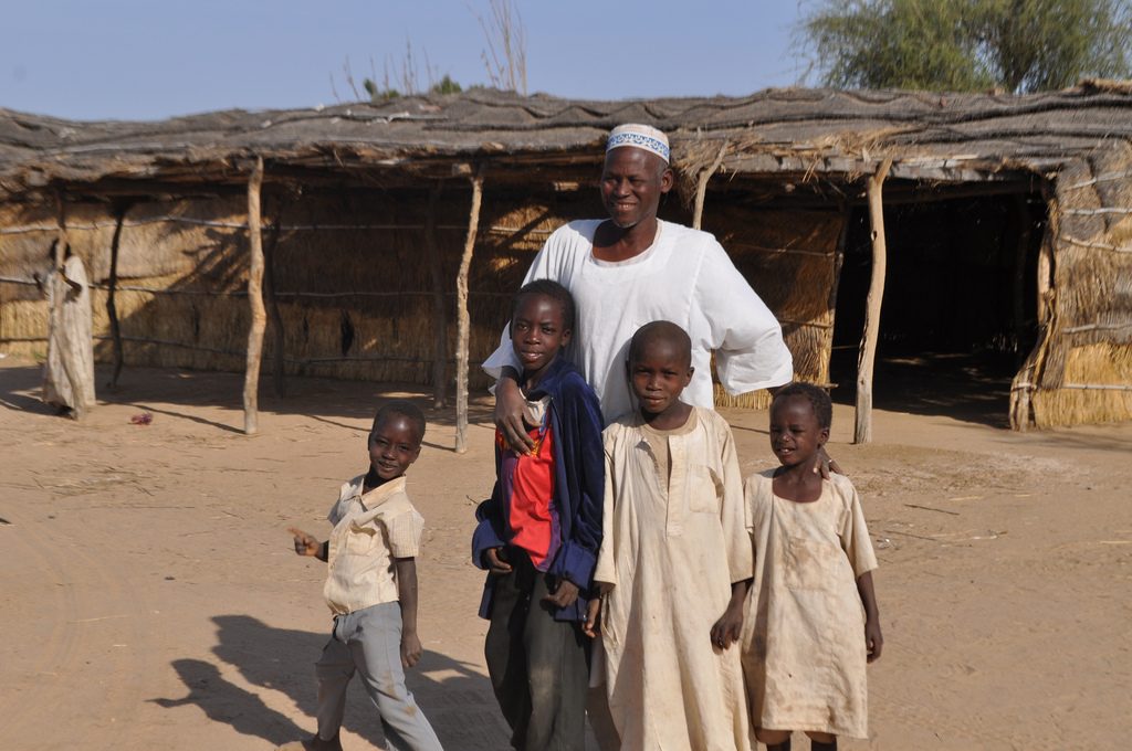 Wikimedia Commons, stock, Sudan, family, children, man, Muslim, Islam