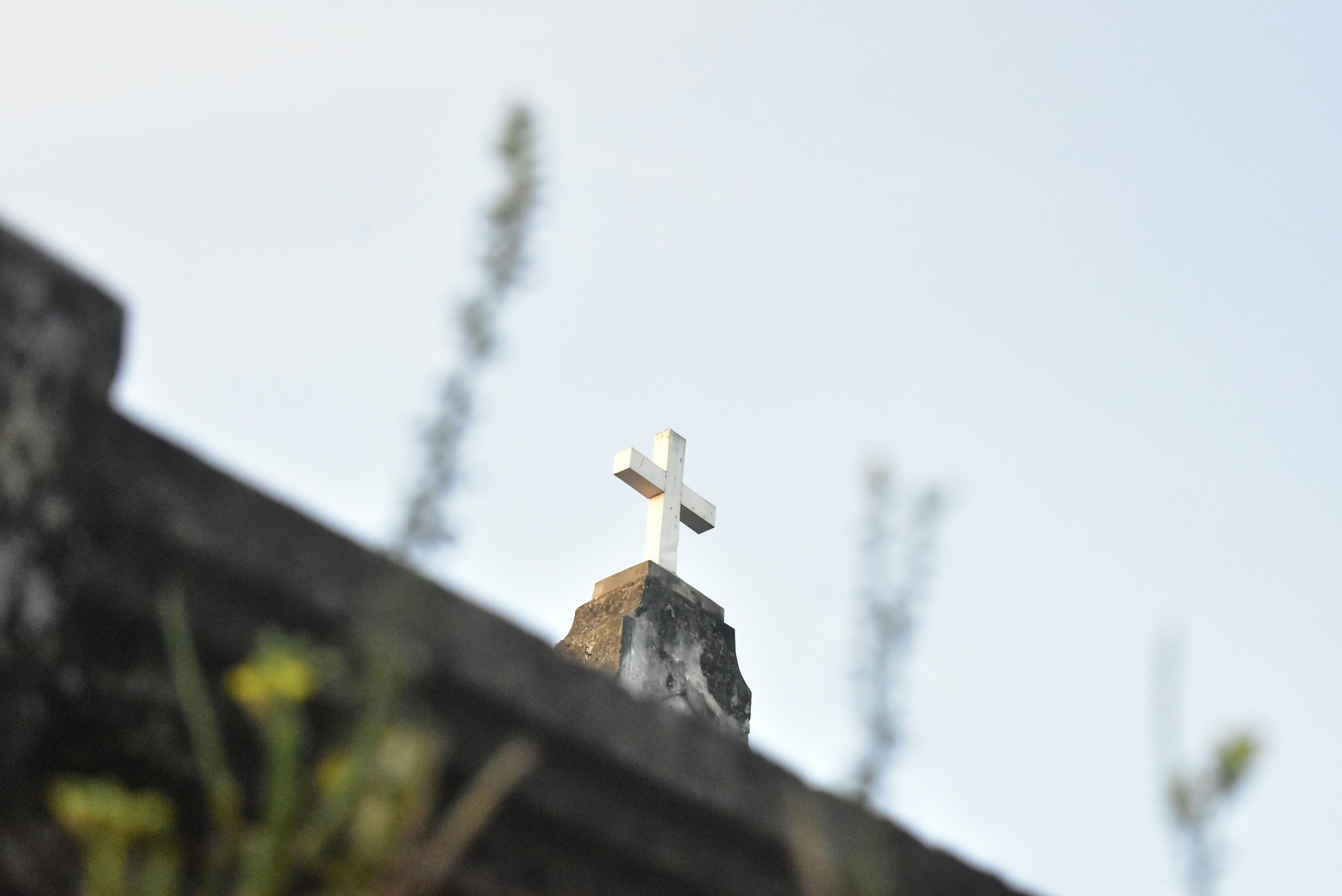 Unsplash, stock, Sri Lanka, cross, church