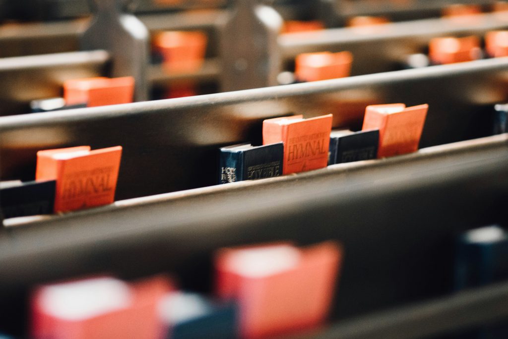 Unsplash, stock photo, hymnals, pews, church